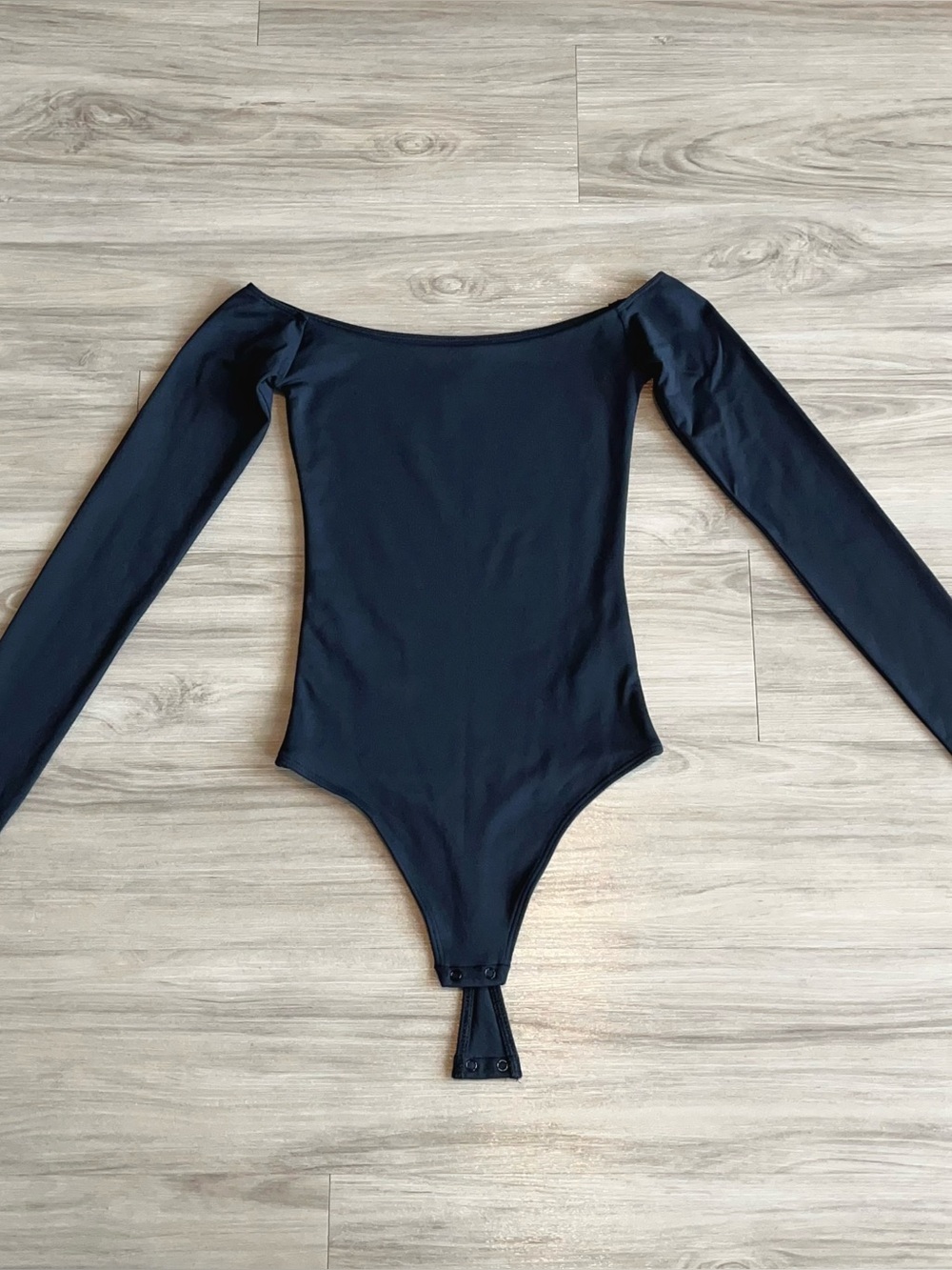 Aritzia Babaton Black Long Sleeve Off-Shoulder Bodysuit